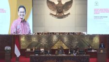 Rapat paripurna DPR RI terkait pengesahan revisi UU Pengembangan dan Penguatan Sektor Keuangan (P2SK) di Jakarta, Kamis (4/6/2026).(Foto:ist*)