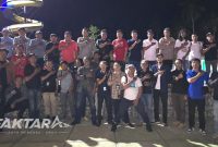Kapolres AKBP Andhika bersama Pers Bolmut.(foto: bobze*)
