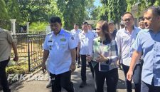 Gubernur Sulawesi Utara Yulius Selvanus menerima audiensi PWI Sulut di Wisma Gubernuran Bumi Beringin, Manado.(foto: sintya*)